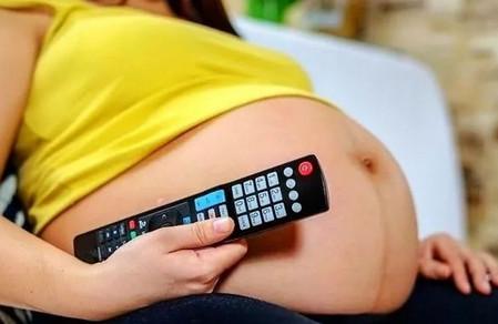 睡前这4个习惯孕妇不能有