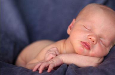 0-1岁宝宝睡眠时间标准