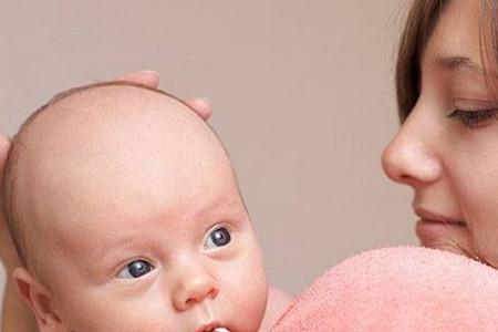 新生儿总是溢奶吐奶是怎么回事