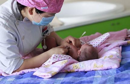 宝宝一岁前的护理要点有哪些