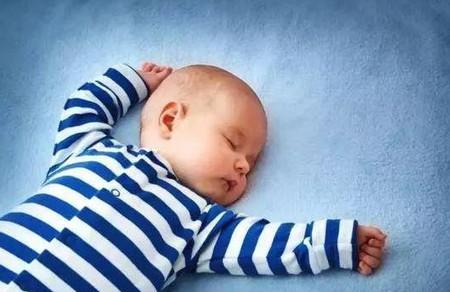 关于婴儿睡眠的安全小贴士