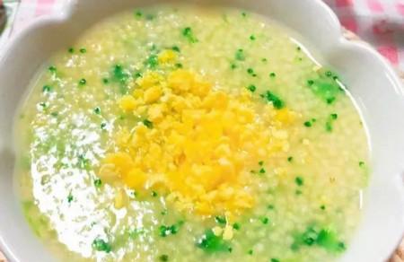 别蛋黄蔬菜小米粥的做法 营养密度高