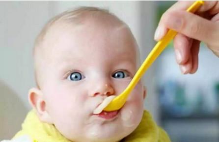 4个月宝宝辅食吃什么？