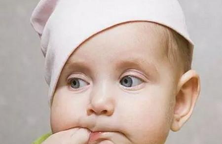 宝宝吃菠萝应注意什么