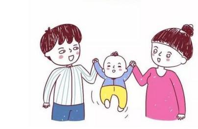 错误牵着宝宝走路会有什么影响