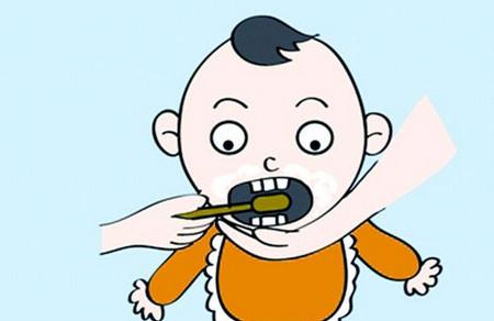 想要宝宝的牙齿又白又齐该怎么办