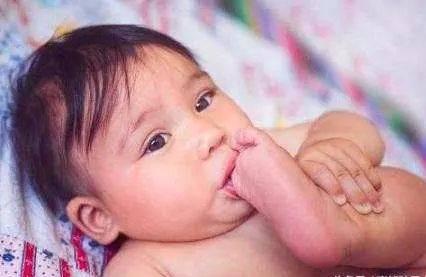 新生儿刚出生不睡觉怎么办