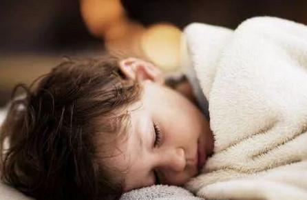 孩子夜里磨牙是什么原因