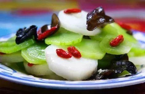宝宝咳嗽食补吃什么
