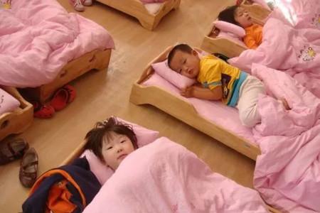 3岁宝宝上幼儿园不肯午睡怎么回事
