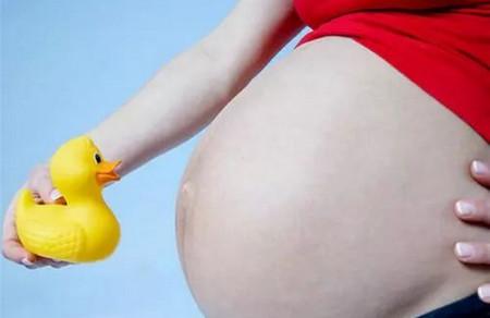 孕期体重超标会导致胎儿肥胖？