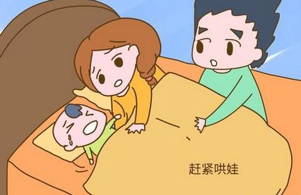 宝宝看不见妈妈就哭太黏人怎么办