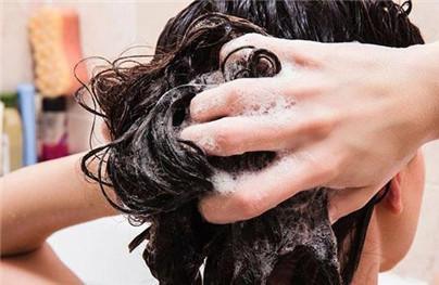 来月经为什么不能洗头 洗头会减少月经量？