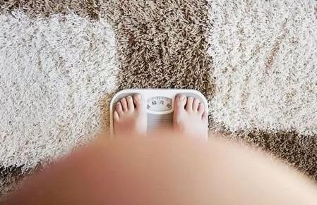 孕期有这3个表现是胎儿发育不良