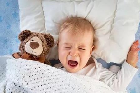 半夜要不要叫醒宝宝把尿