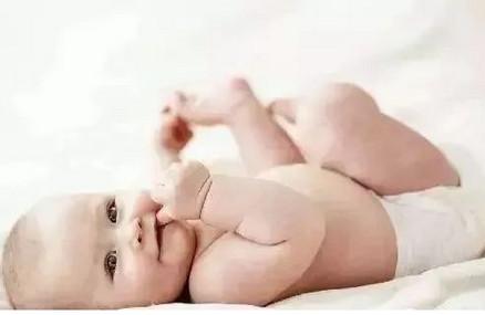 宝宝什么样的睡姿最好