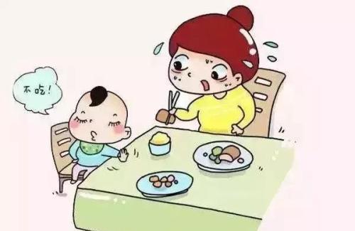 宝宝独立吃饭的黄金期