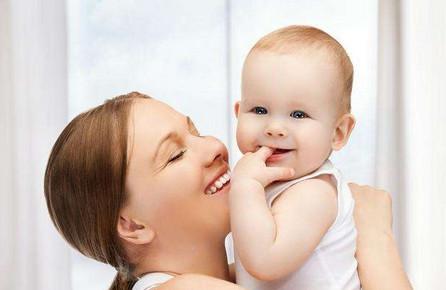 逗宝宝过度容易出现这些安全隐患