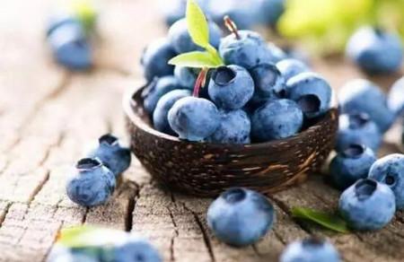 孕期吃蓝莓的好处 孕妇吃蓝莓要注意什么?