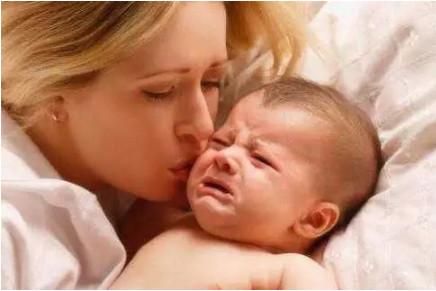 宝宝晚上经常醒是怎么回事？