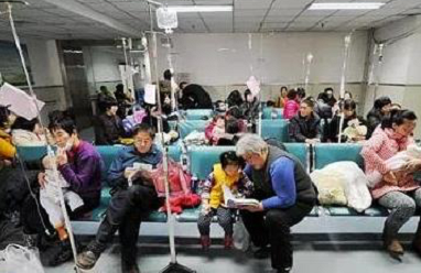 爸爸妈妈要当心：别把感冒传给孩子