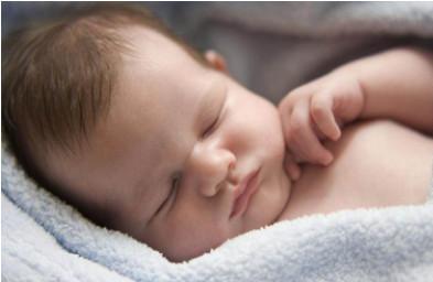 婴儿游泳有哪些好处？