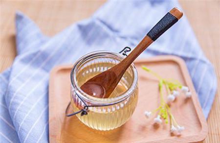 喝蜂蜜水能治痔疮吗 食疗对痔疮有用吗？
