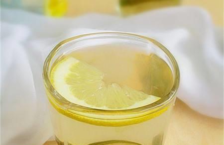 喝蜂蜜水能缓解便秘吗 蜂蜜水有什么用呢？