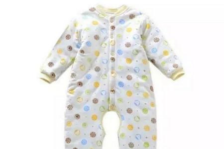 宝宝冬季换尿不湿可不可以不脱裤子