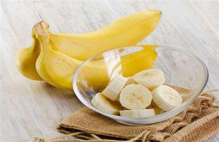 香蕉什么时候吃通便效果最好 香蕉真的能缓解便秘吗？