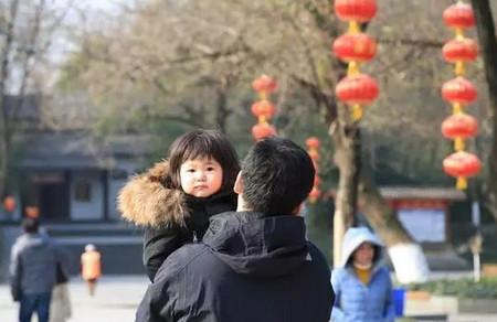 爸爸如何正确认识对孩子的影响？