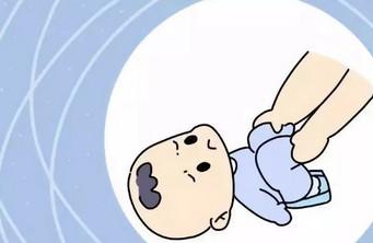 给宝宝换尿不湿时不能做的事情有哪些