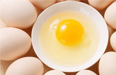 生吃鸡蛋可以去火吗 生鸡蛋降火有科学依据吗？