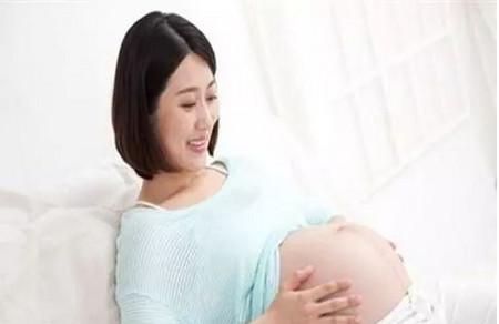 如何判断胎宝宝发育得好不好？