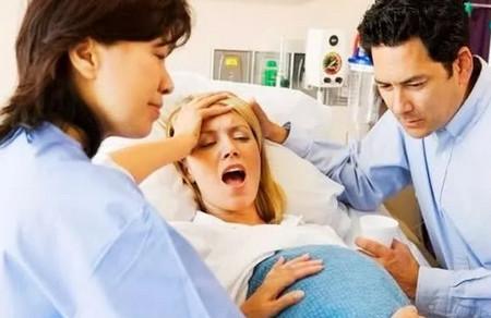 孕妇见红和破水跟胎儿性别有关吗？