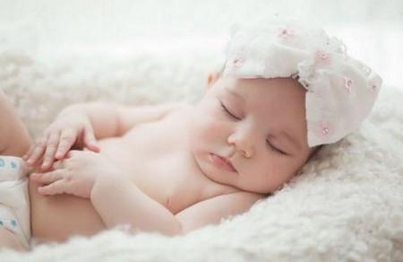 宝宝放屁多、臭的主要原因有哪些