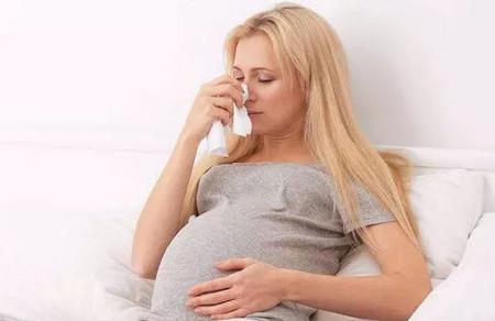 孕妇近视会遗传给宝宝吗？