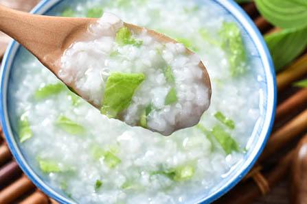 蕨菜上面的花可以吃吗