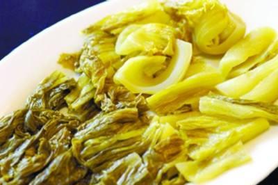 哺乳期吃酸菜回奶吗