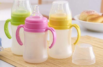 给宝宝洗奶瓶、冲奶粉注意事项