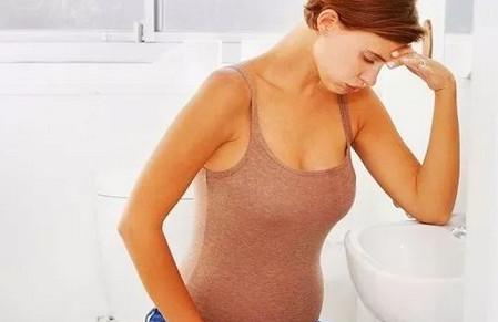 怀孕后熬夜玩手机有什么影响吗