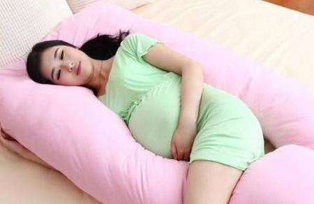怀孕8个月容易出现胎动异常的原因