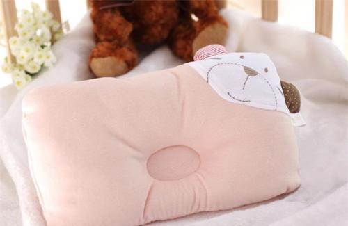 新生儿枕头的使用和年龄有关系吗
