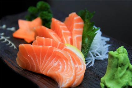 胆结石能不能吃三文鱼 三文鱼有刺激性吗？