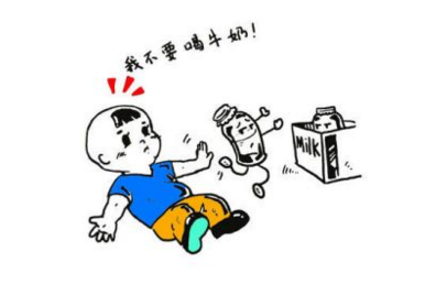 牛奶蛋白过敏的症状有哪些？如何做到沉着应对？