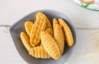 伊威辅食：宝宝零食千万款 舌尖安全第一条