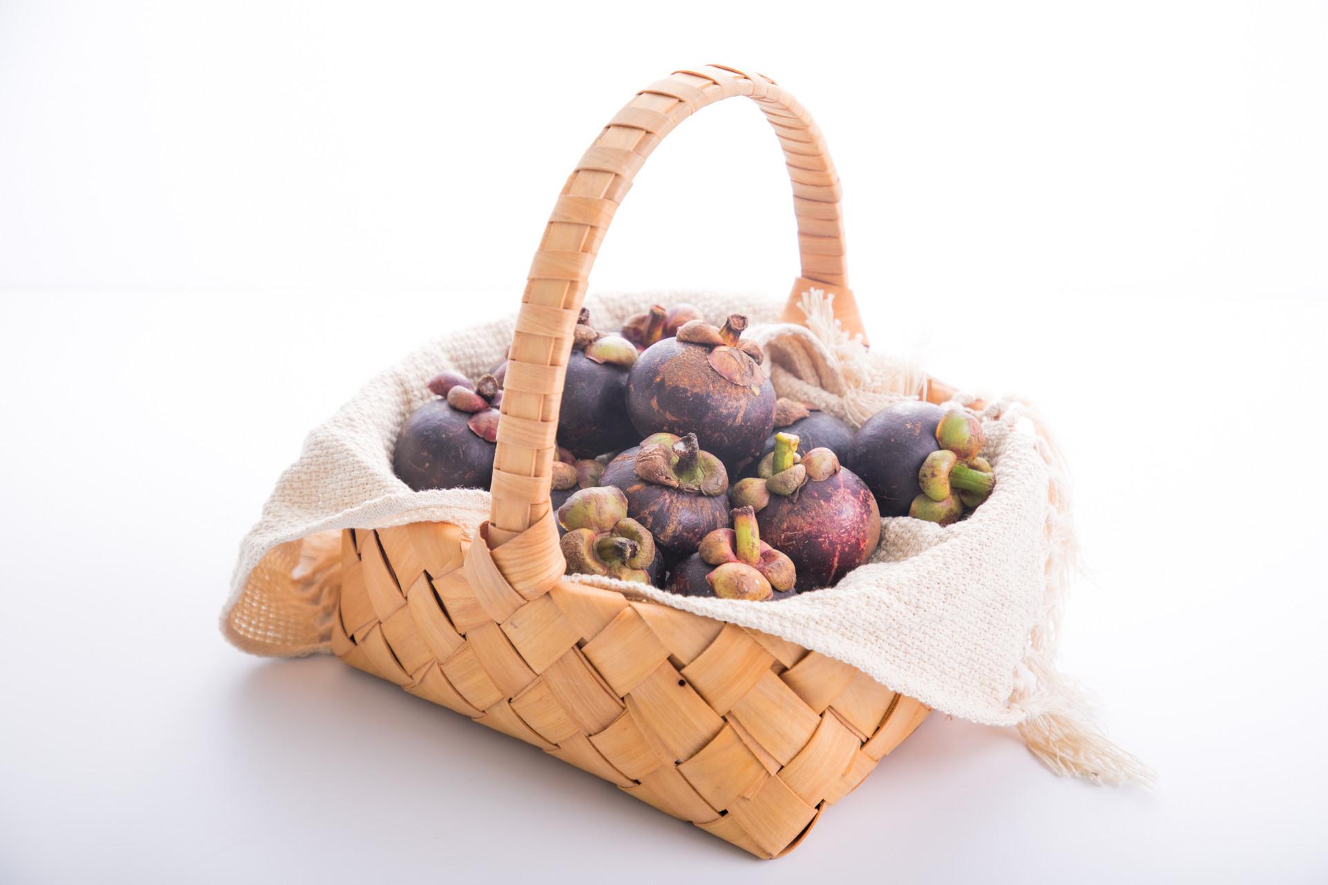 山竹肉有点黄是烂了吗 山竹里面黄黄的能吃吗