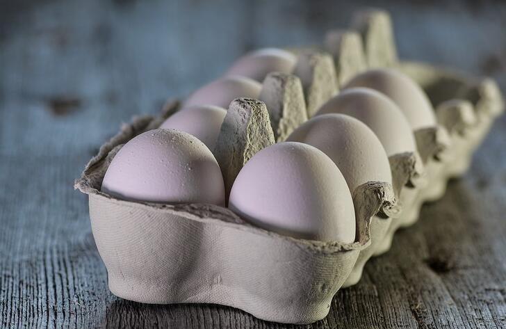 鸡蛋可以护眼！每星期吃1个鸡蛋降46%黄斑部病变风险