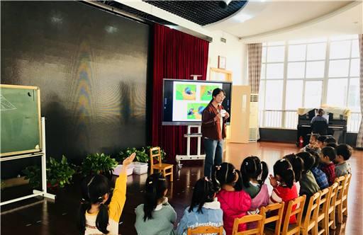 中班小乌鸦爱妈妈教案