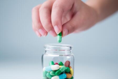 日本便秘小粉丸